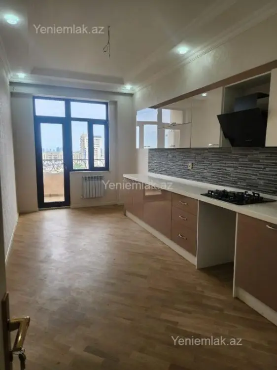 310 000 AZN - 3 otaqlı mənzil Satılır, 8-ci mikrorayon, Binəqədi, Bakı