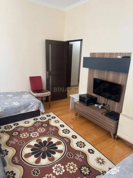 650 AZN - 3 otaqlı mənzil Kirayə (aylıq), Yeni Günəşli qəs., Suraxanı, Bakı