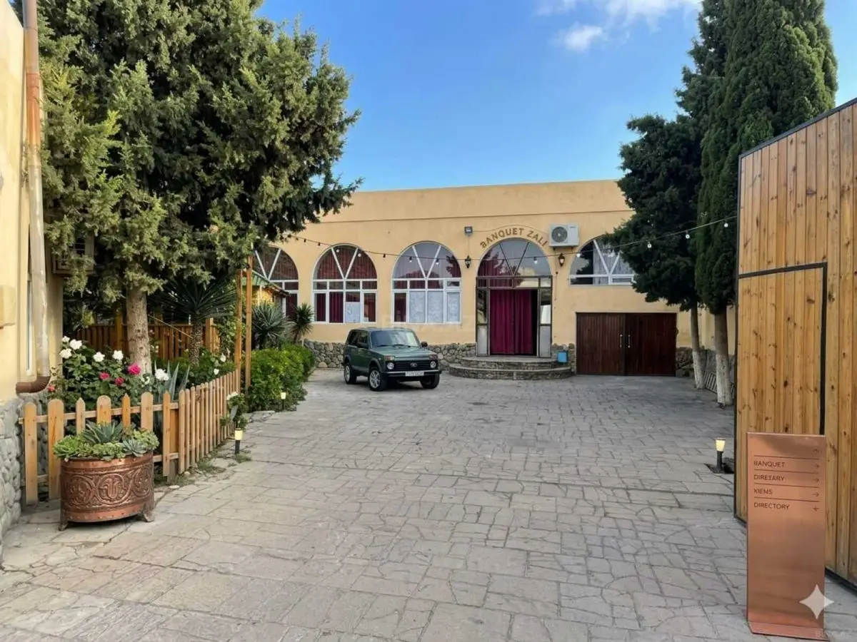 1 000 AZN - 200 m² Obyekt / Ofis Kirayə (aylıq), Mərdəkan, Xəzər, Bakı