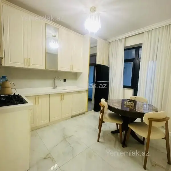 1 300 AZN - 3 otaqlı mənzil Kirayə (aylıq), Nəsimi, Bakı