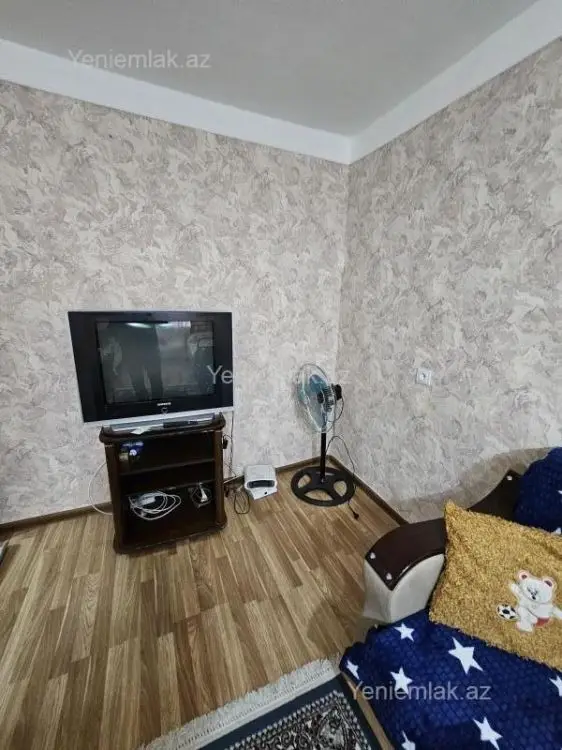 300 AZN - 1 otaqlı mənzil Kirayə (aylıq), 8-ci mikrorayon, Sumqayıt