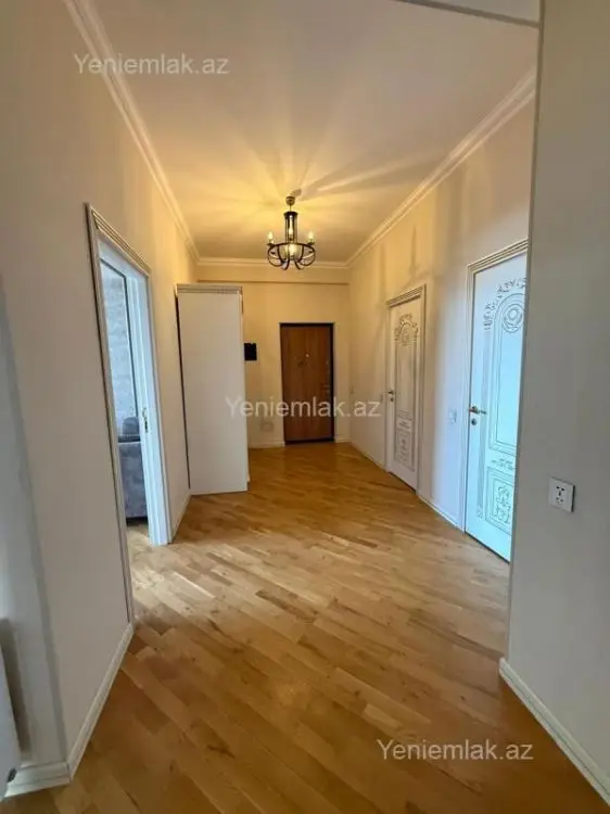 1 200 AZN - 3 otaqlı mənzil Kirayə (aylıq), Nizami, Bakı