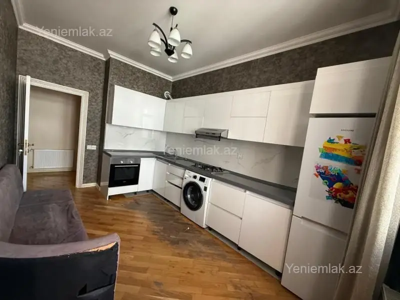 1 200 AZN - 3 otaqlı mənzil Kirayə (aylıq), Nizami, Bakı
