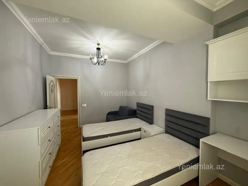 1 200 AZN - 3 otaqlı mənzil Kirayə (aylıq), Nizami, Bakı