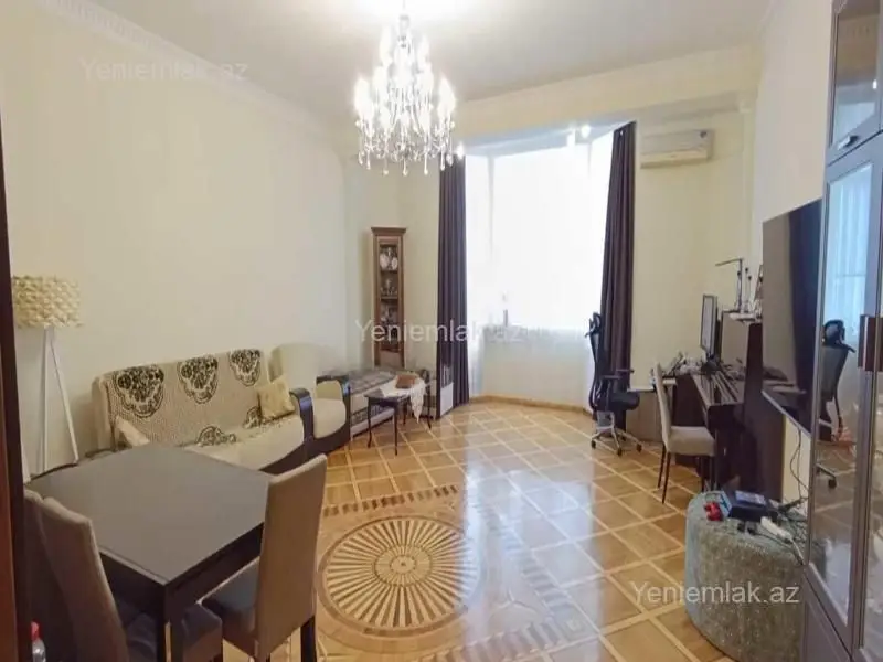 420 000 AZN - 4 otaqlı mənzil Satılır, Yasamal qəs., Nizami, Bakı