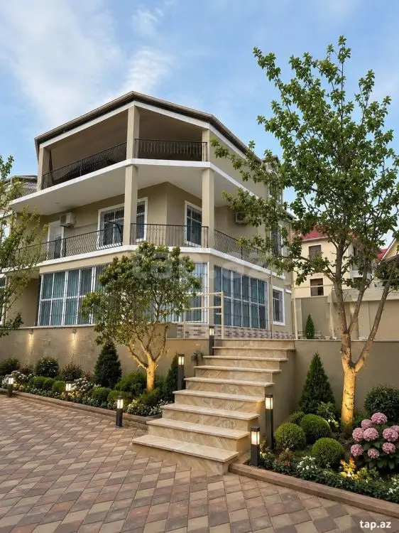 3 000 AZN - 7 otaqlı mənzil Kirayə (aylıq), Badamdar qəs., Səbail, Bakı