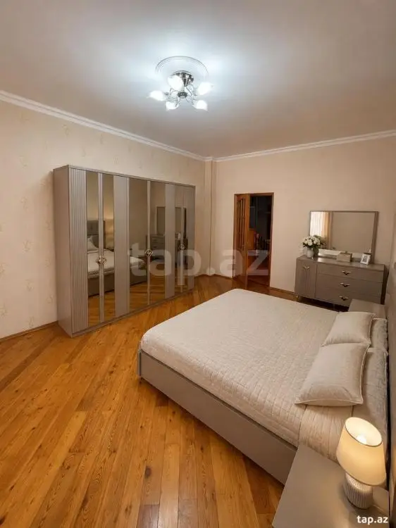3 000 AZN - 7 otaqlı mənzil Kirayə (aylıq), Badamdar qəs., Səbail, Bakı
