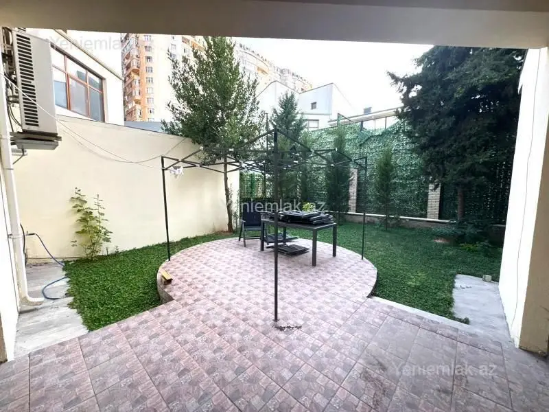 2 500 AZN - 5 otaqlı mənzil Kirayə (aylıq), Yasamal qəs., Yasamal, Bakı