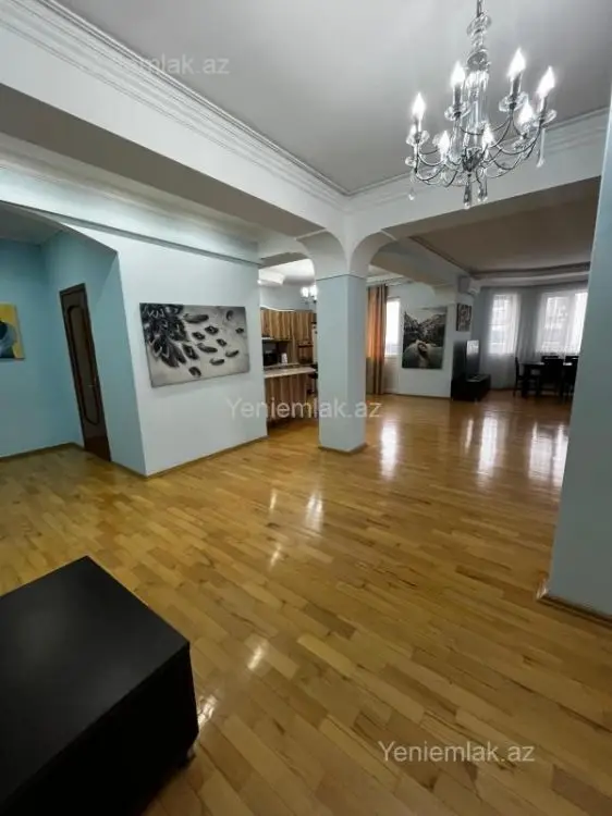 700 000 AZN - 4 otaqlı mənzil Satılır, İçəri şəhər, Səbail, Bakı