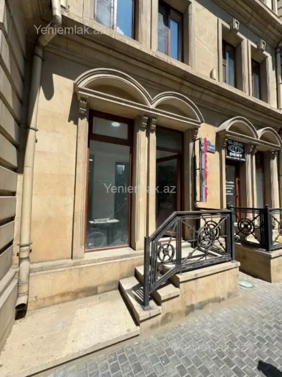 2 200 AZN - 100 m² Obyekt / Ofis Kirayə (aylıq), Nəsimi, Bakı