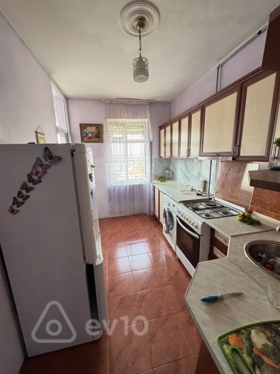 100 AZN - 3 otaqlı mənzil Kirayə (aylıq), Gəncə