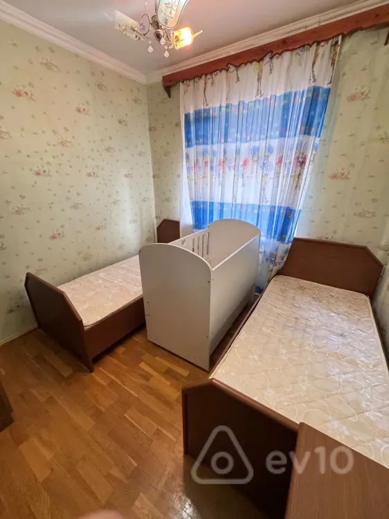 100 AZN - 3 otaqlı mənzil Kirayə (aylıq), Gəncə