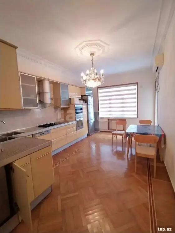 800 AZN - 3 otaqlı mənzil Kirayə (aylıq), Yasamal, Bakı