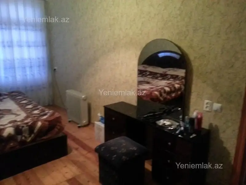 400 AZN - 4 otaqlı mənzil Kirayə (aylıq), 5-ci mikrorayon, Sumqayıt