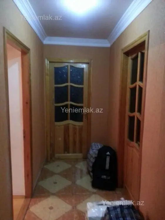 400 AZN - 4 otaqlı mənzil Kirayə (aylıq), 5-ci mikrorayon, Sumqayıt