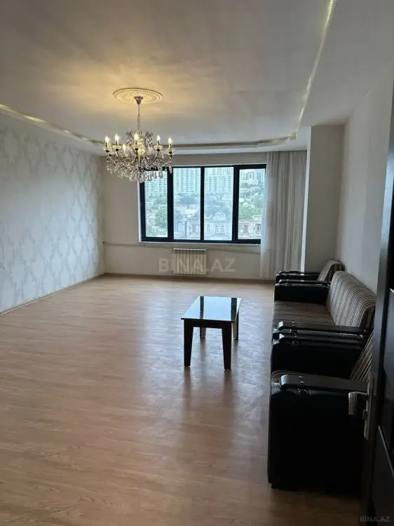 1 400 AZN - 150 m² Obyekt / Ofis Kirayə (aylıq), Yasamal, Bakı