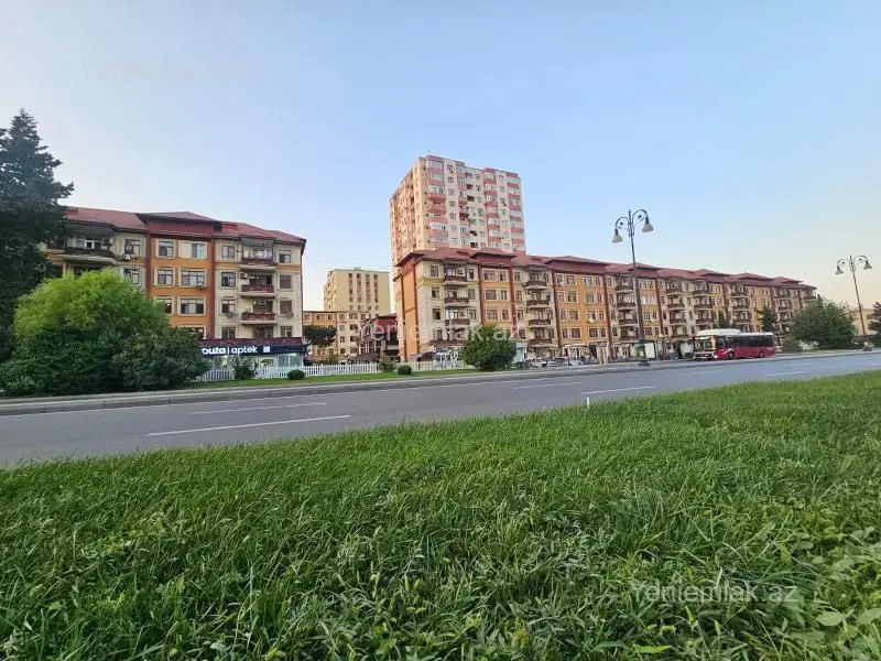 3 000 AZN - 410 m² Obyekt / Ofis Kirayə (aylıq), 6-cı mikrorayon, Nəsimi, Bakı