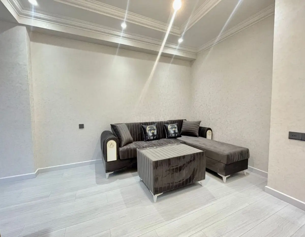 850 AZN - 2 otaqlı mənzil Kirayə (aylıq), 2-ci mikrorayon, Abşeron