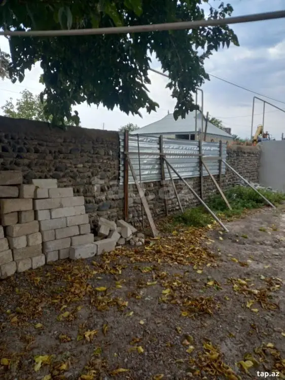 60 000 AZN - 4 otaqlı mənzil , Yevlax