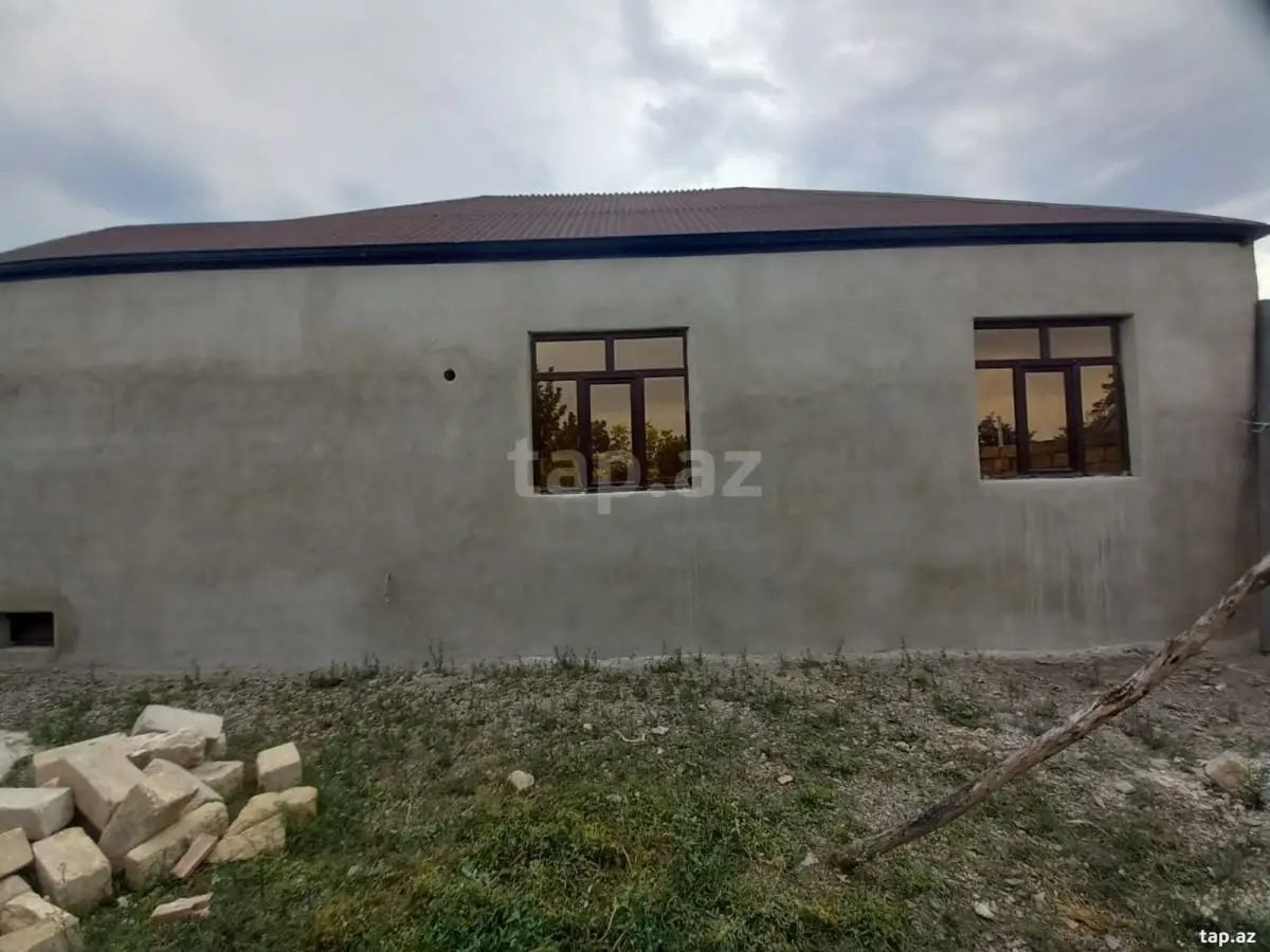 60 000 AZN - 4 otaqlı mənzil , Yevlax