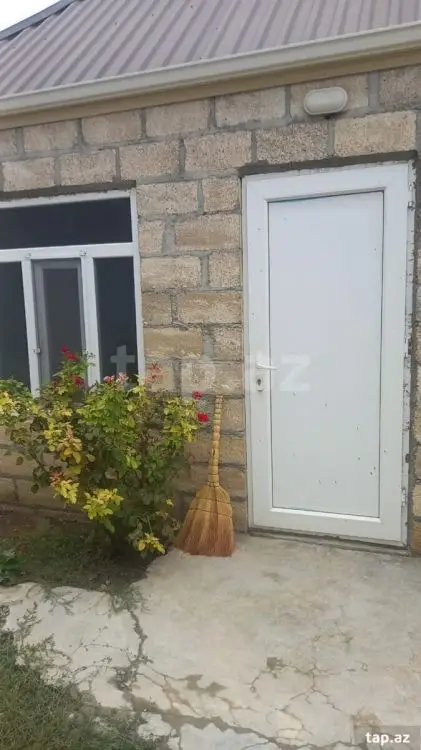 60 000 AZN - 4 otaqlı mənzil , Yevlax