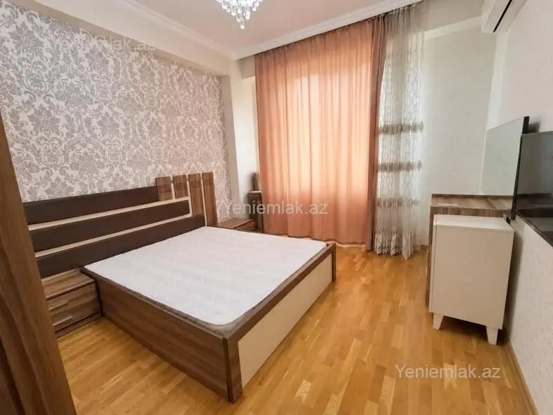 950 AZN - 3 otaqlı mənzil Kirayə (aylıq), Nizami, Bakı