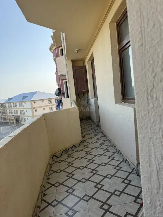 350 AZN - 4 otaqlı mənzil Kirayə (aylıq), Sahil qəs., Qaradağ, Bakı