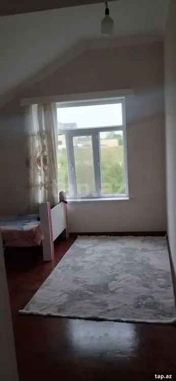 80 000 AZN - 4 otaqlı mənzil , Quba