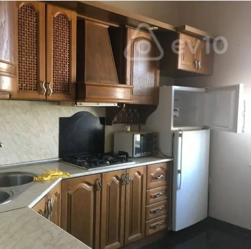163 AZN - 3 otaqlı mənzil Kirayə (aylıq), Yasamal qəs., Yasamal, Bakı