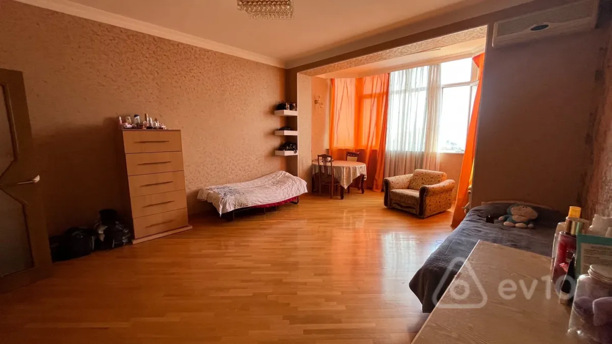 150 AZN - 3 otaqlı mənzil Kirayə (aylıq), Yasamal qəs., Yasamal, Bakı