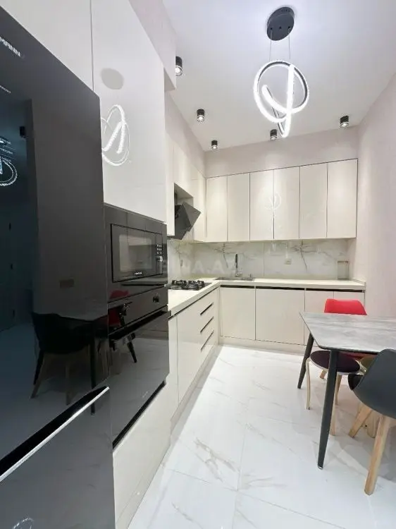 850 AZN - 2 otaqlı mənzil Kirayə (aylıq), Nərimanov, Bakı