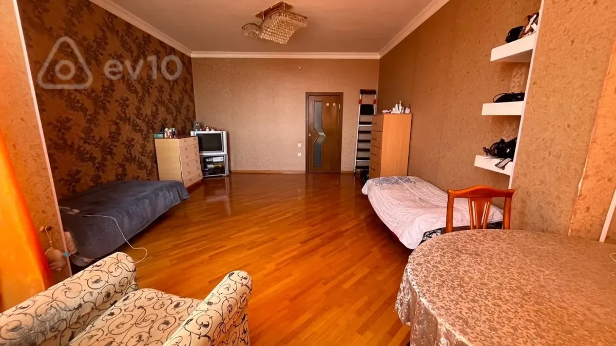 220 AZN - 3 otaqlı mənzil Kirayə (aylıq), Yasamal qəs., Yasamal, Bakı