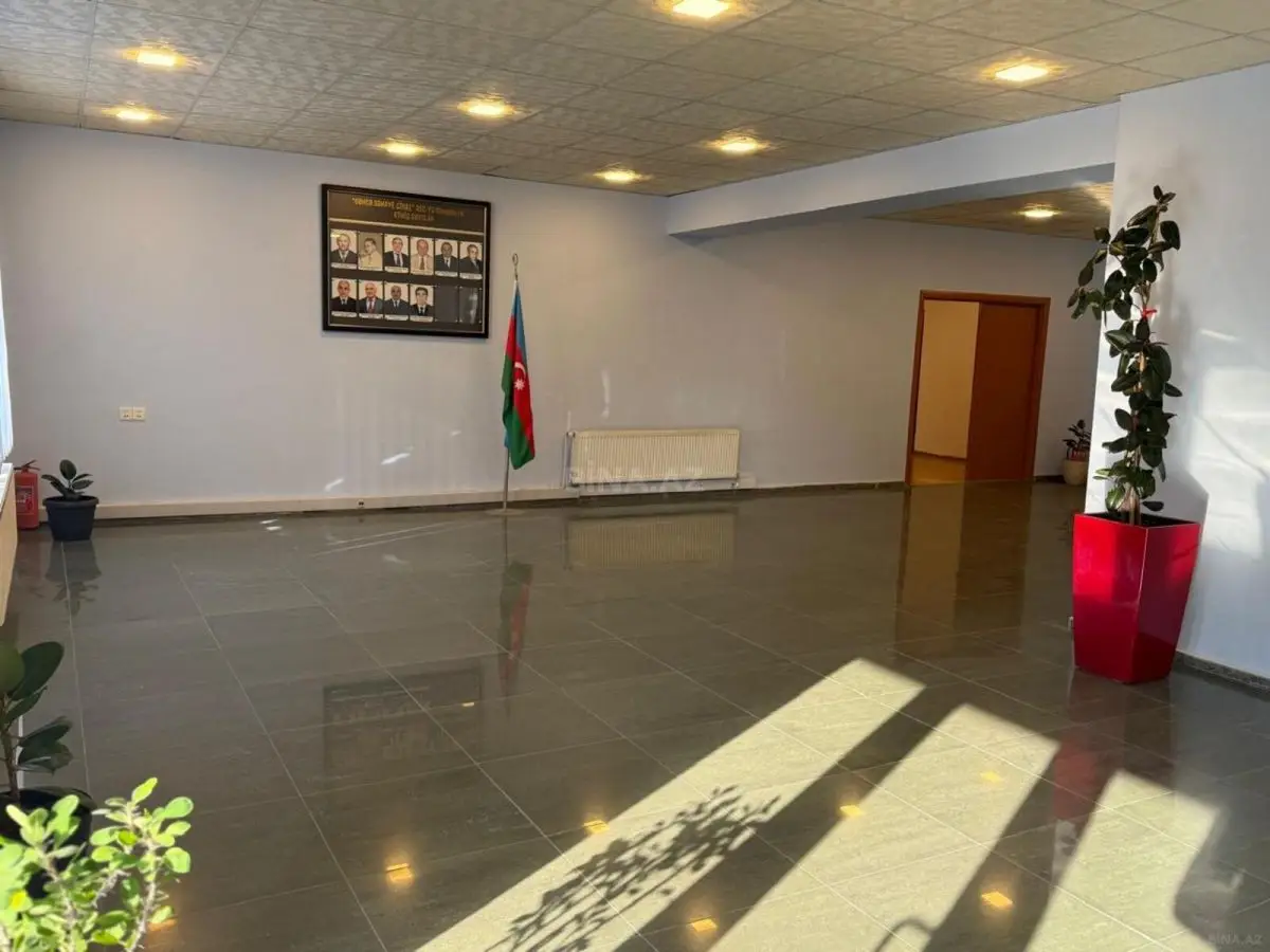 3 600 AZN - 600 m² Obyekt / Ofis Kirayə (aylıq), 28 may qəs., Gəncə