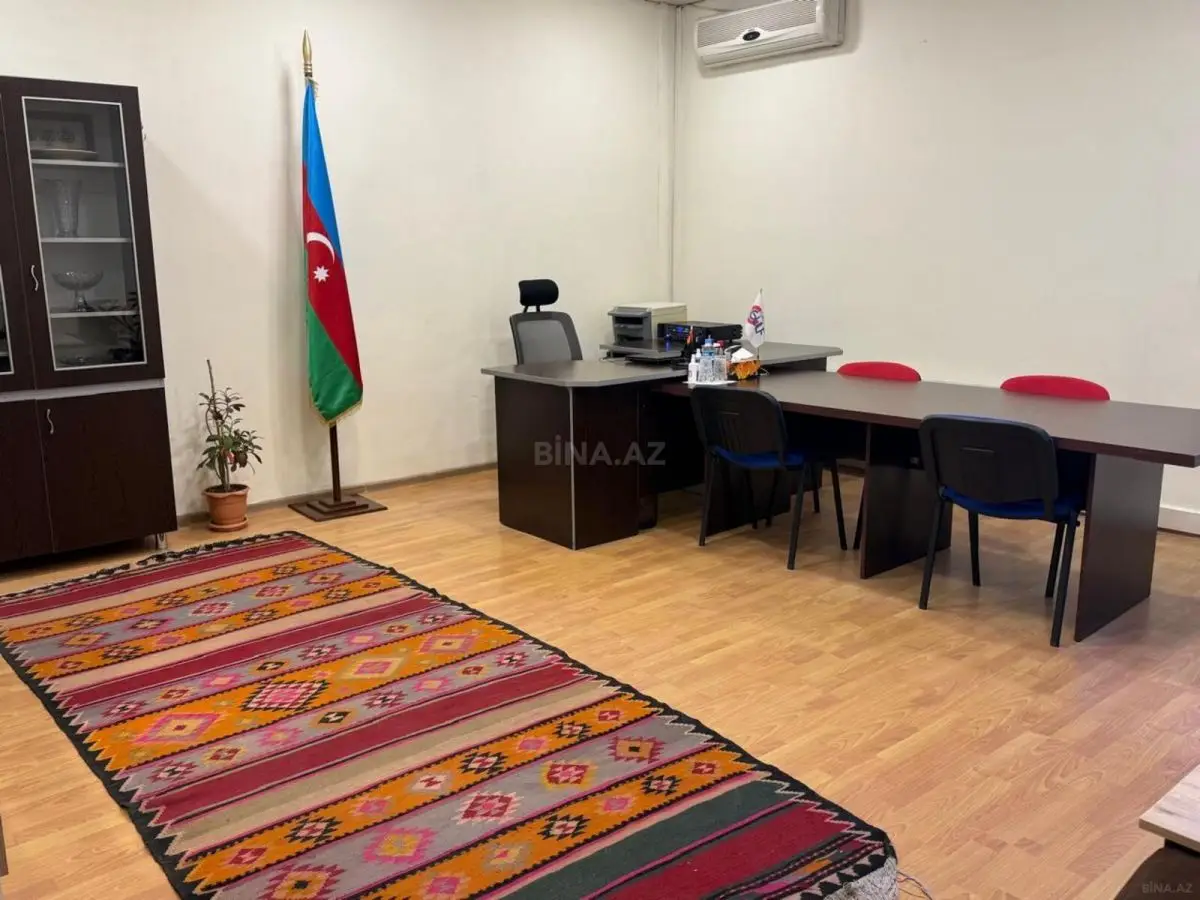 3 600 AZN - 600 m² Obyekt / Ofis Kirayə (aylıq), 28 may qəs., Gəncə