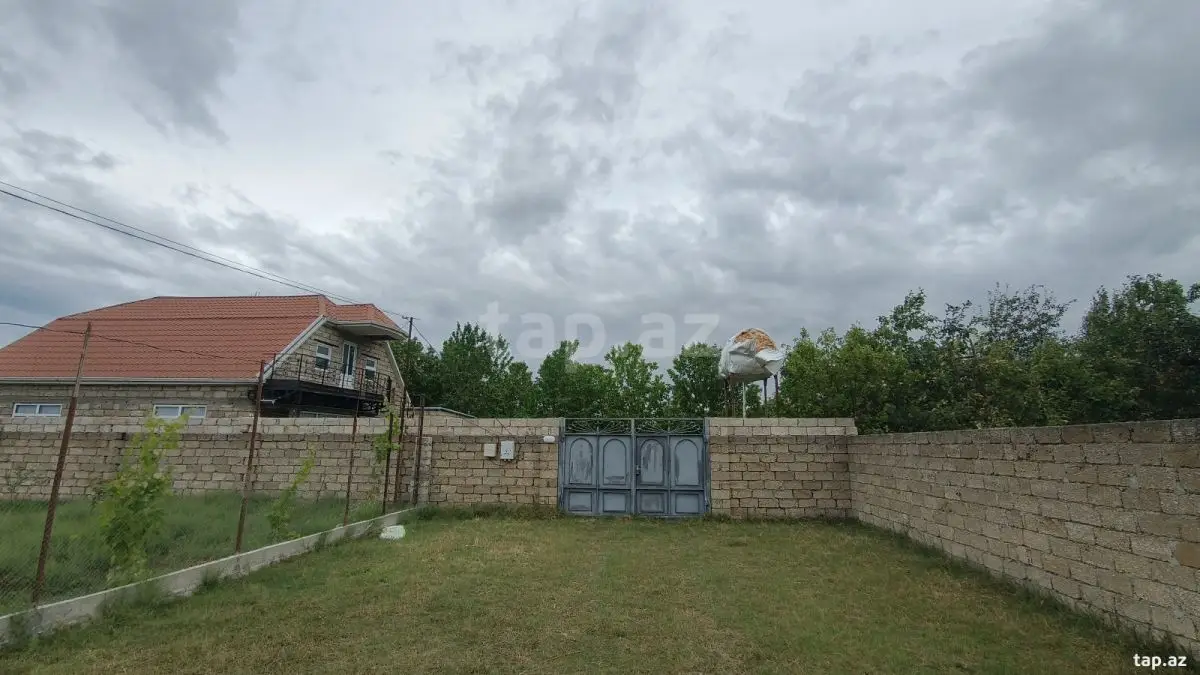 120 000 AZN - 5 otaqlı mənzil , Xaçmaz