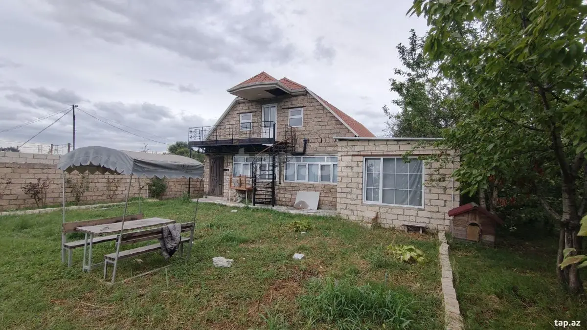 120 000 AZN - 5 otaqlı mənzil , Xaçmaz