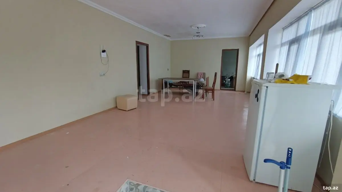 120 000 AZN - 5 otaqlı mənzil , Xaçmaz