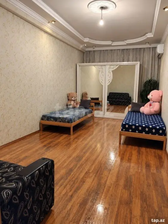 220 AZN - 3 otaqlı mənzil Kirayə (aylıq), 8-ci kilometr, Nizami, Bakı