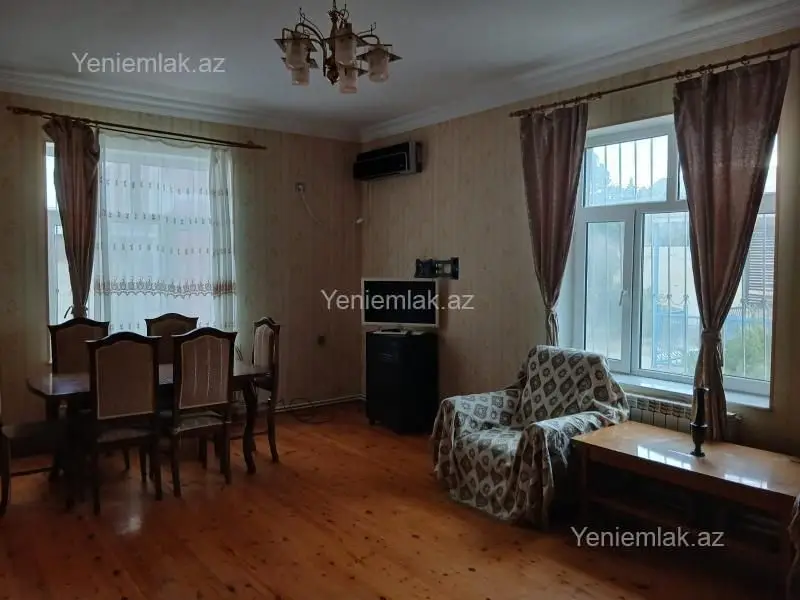 650 AZN - 4 otaqlı mənzil Kirayə (aylıq), Hövsan qəs., Suraxanı, Bakı