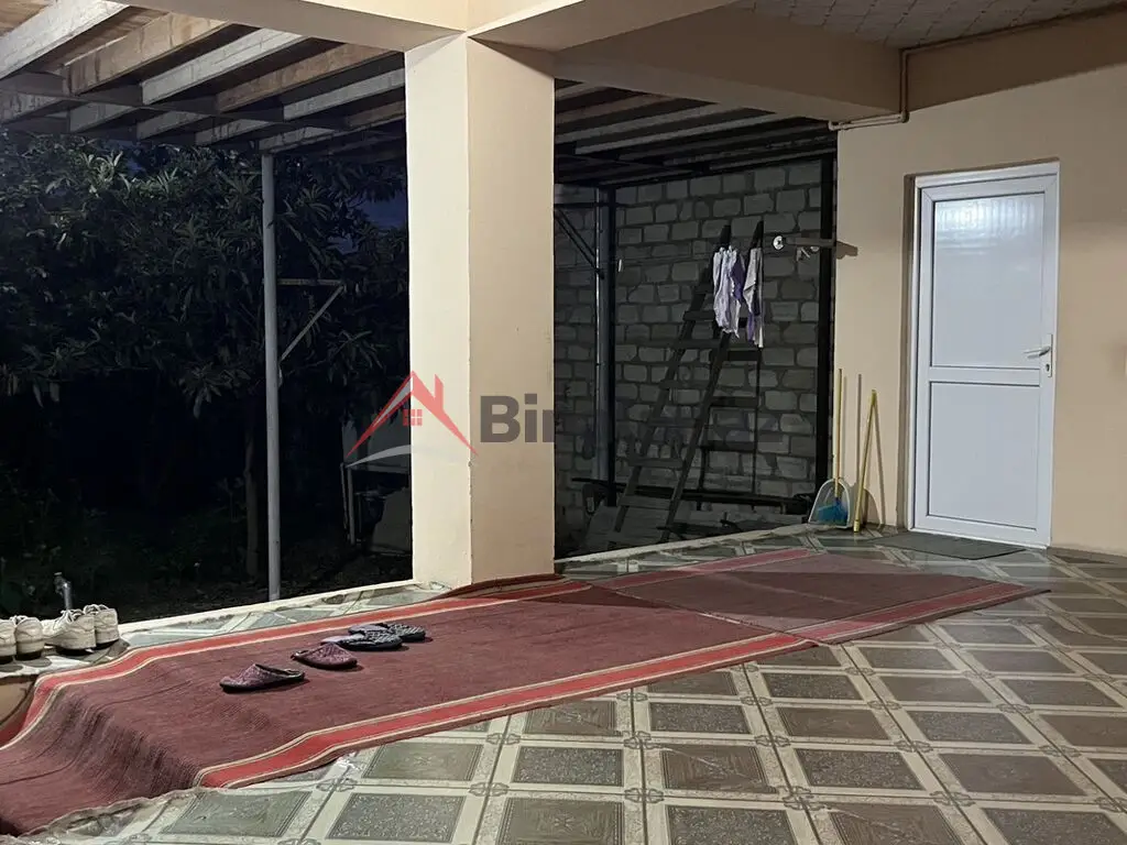 150 AZN - 2 otaqlı mənzil Kirayə (aylıq), Gəncə