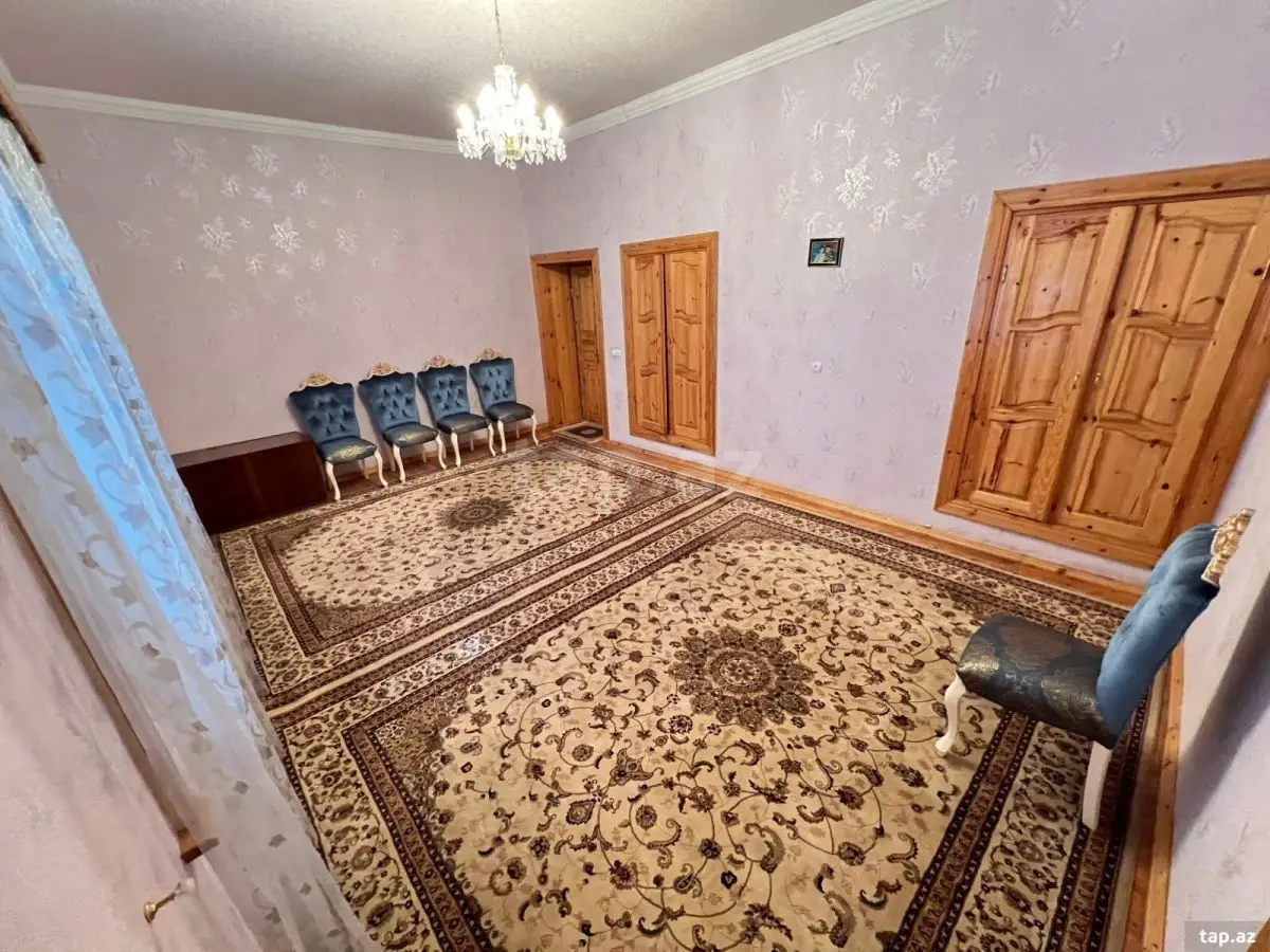 245 000 AZN - 4 otaqlı mənzil , Gəncə