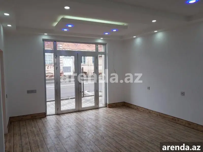 750 AZN - 70 m² Obyekt / Ofis Kirayə (aylıq), Gəncə